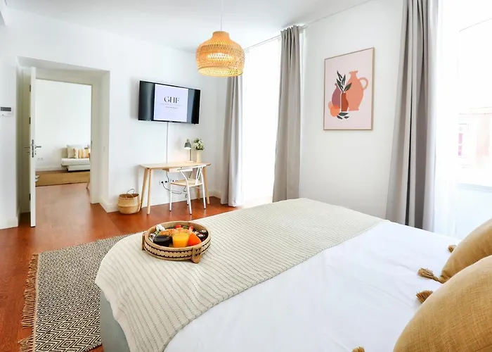 Endless Summer Apartment